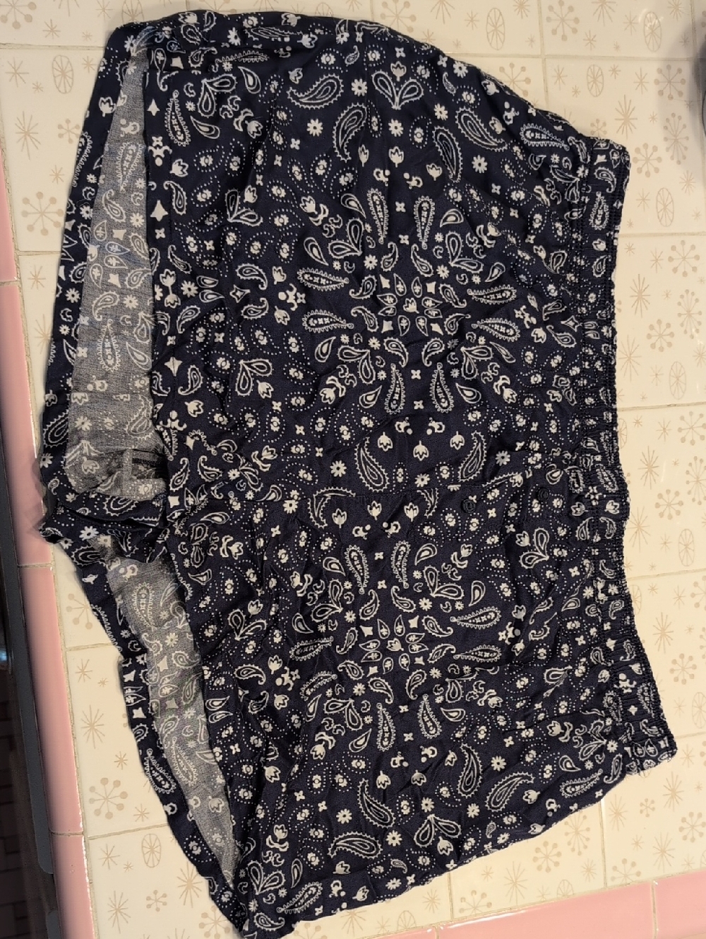 PINK Victoria's Secret Navy & White Paisley Lounge Shorts